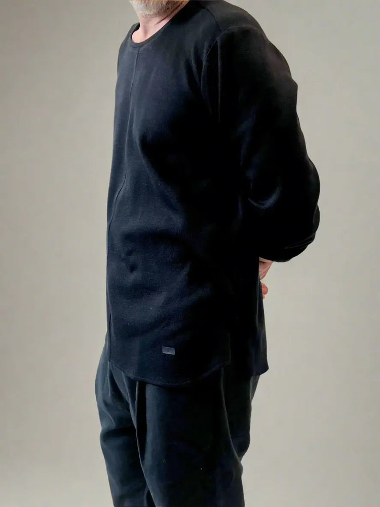 RD SWETER DAVE CZARNY AW24/8 REYKJAVIK