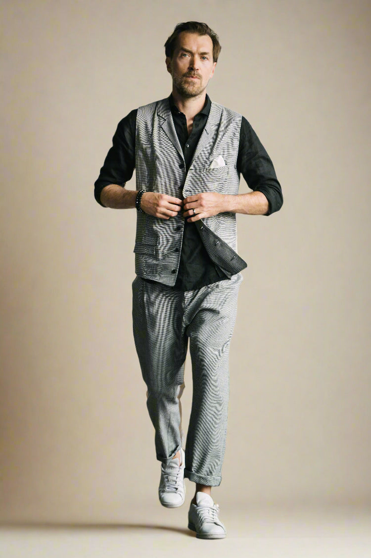 RD KOSZULA CUTAWAY STRAIGHT CZARNA Z LNU