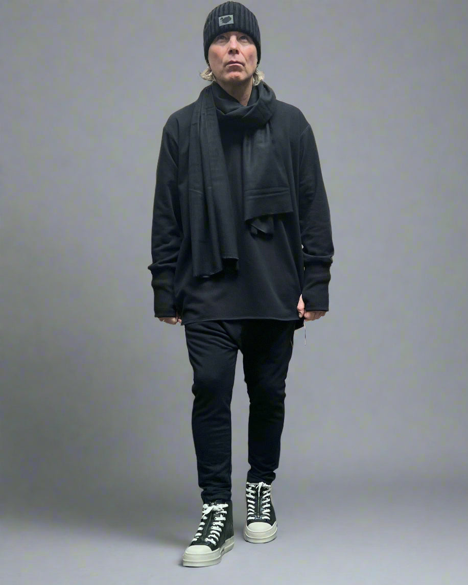 REBEL Sweter Czarny OverJump AW25/5 REYKJAVIK
