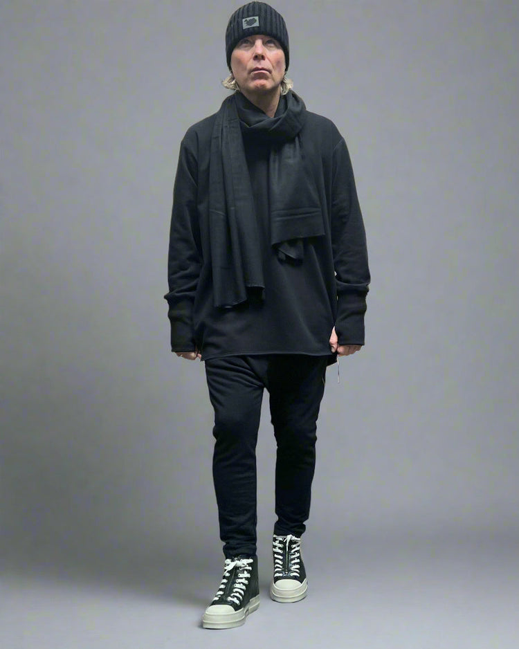 REBEL Sweter Czarny OverJump AW25/5 REYKJAVIK