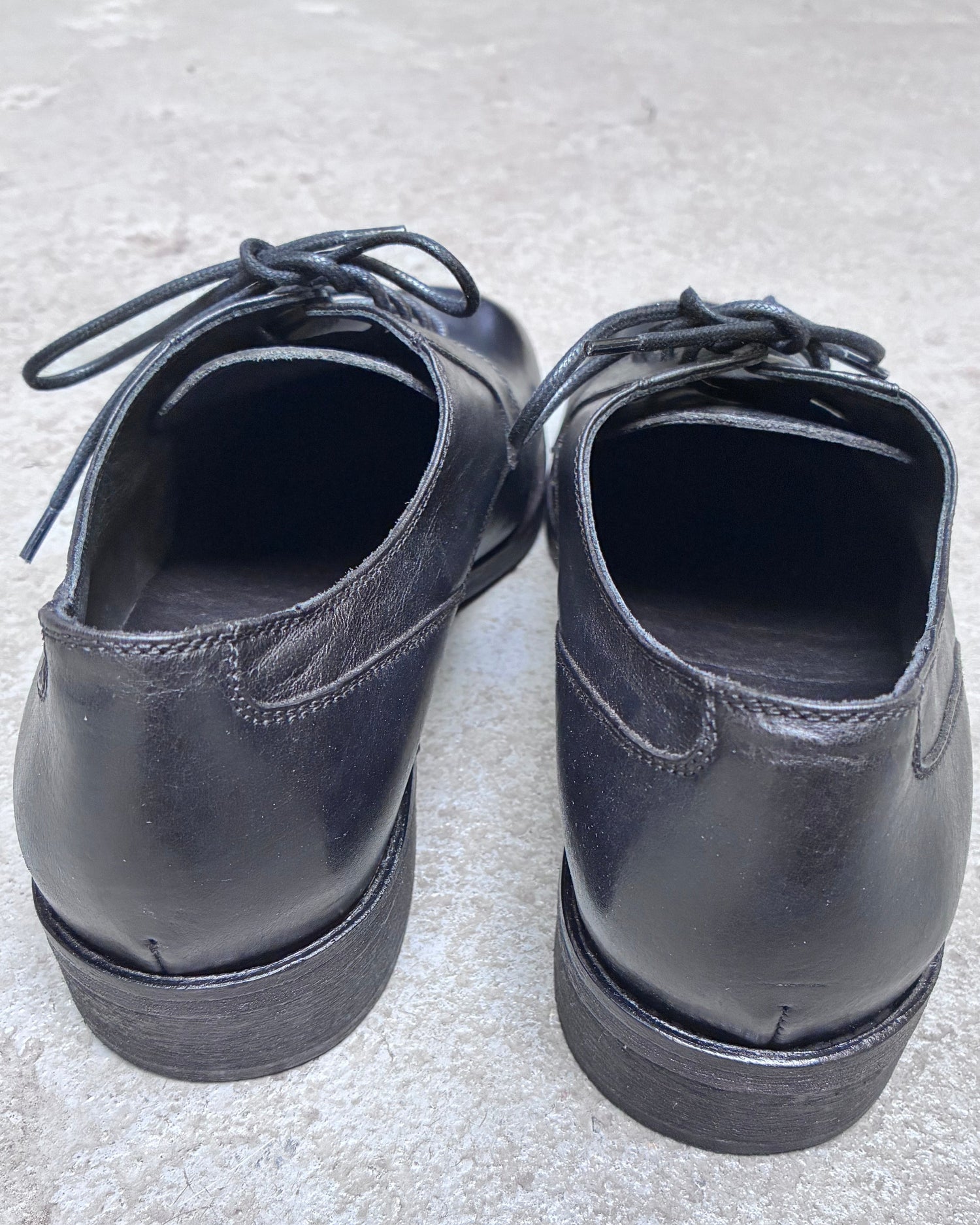 HUNDRED Buty Derby Vacchetta Czarne M868-755-03 HUNDRED